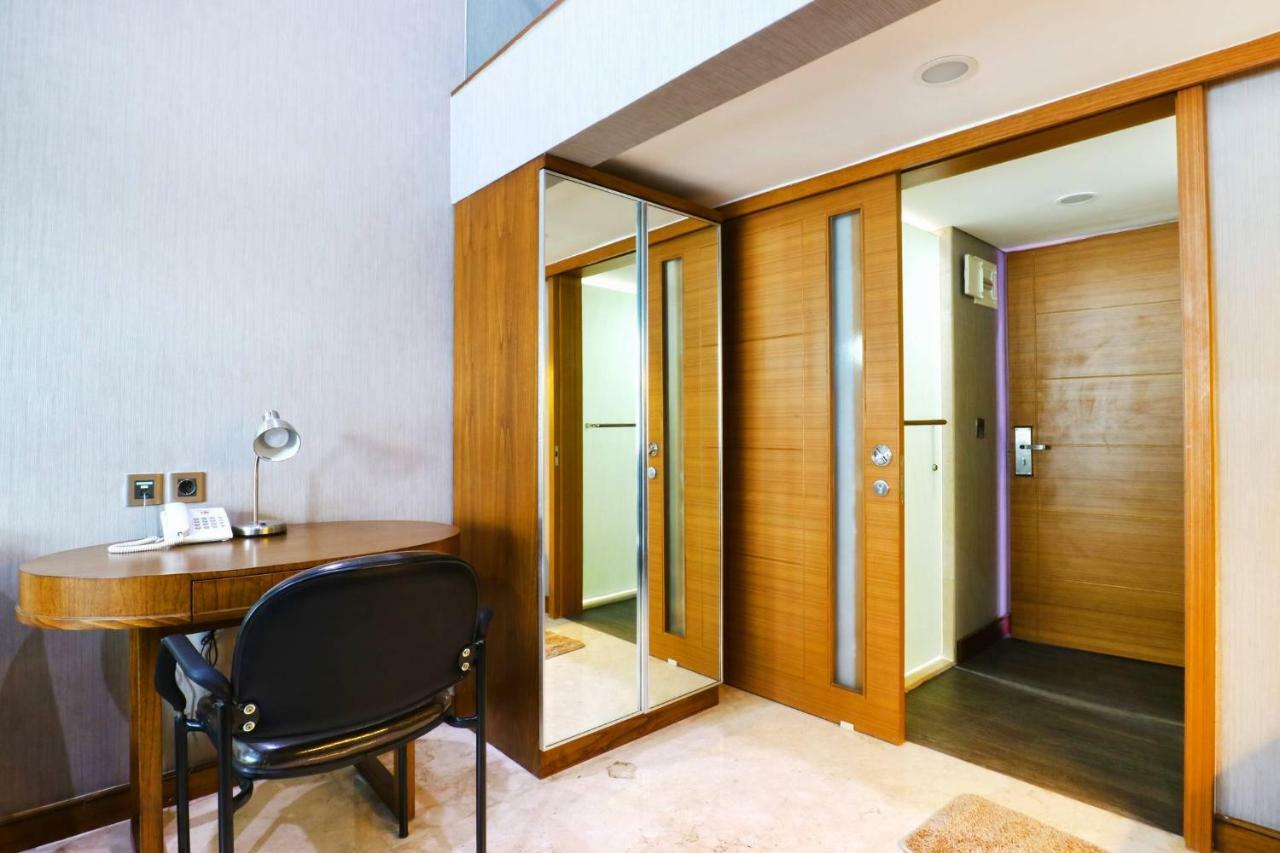 The Baile Hotel Jakarta Luaran gambar
